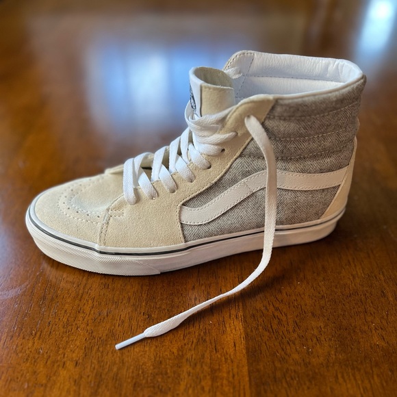 VANS - Sk8-Hi Herringbone Grey & White Suede Skate Shoes - Picture 5 of 7